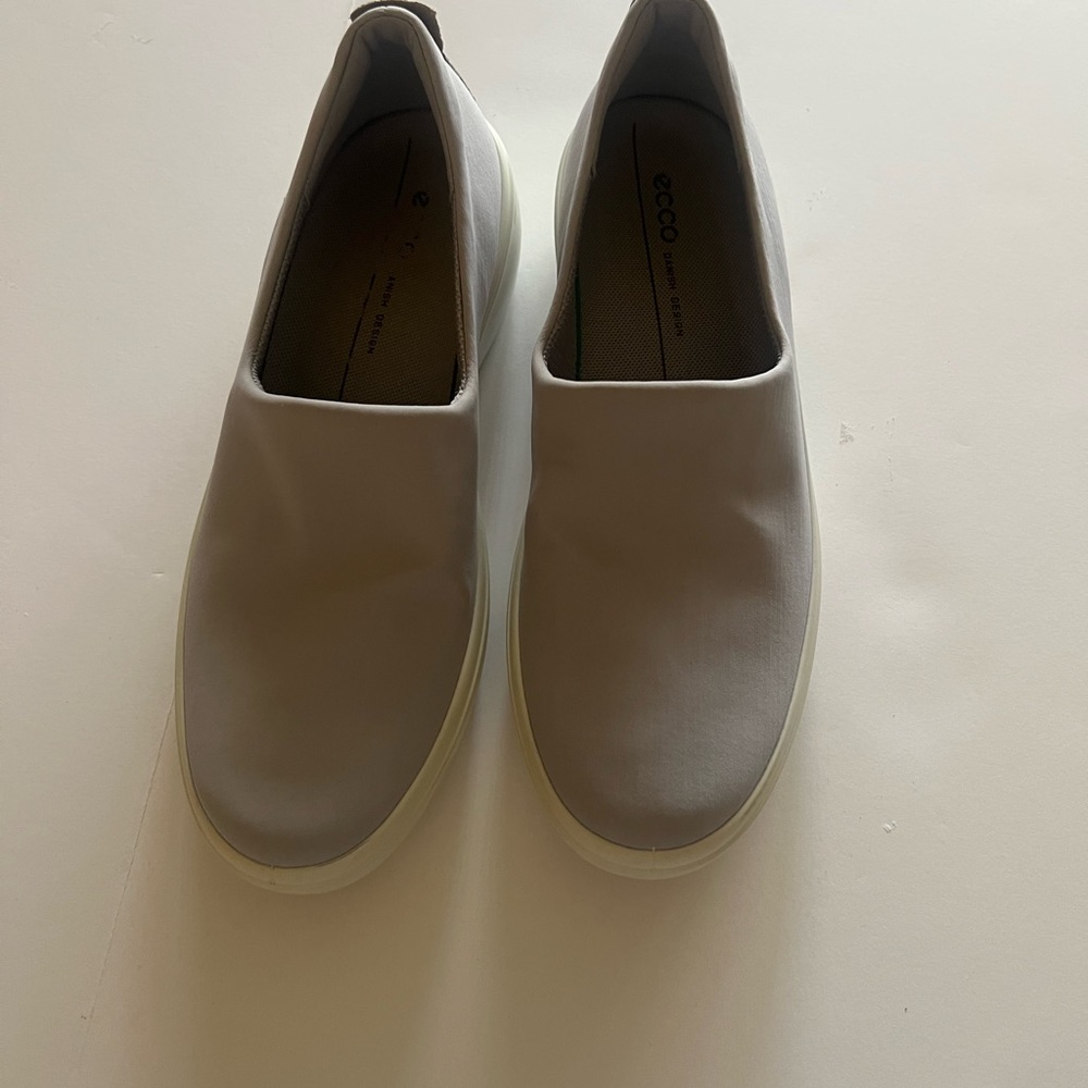New ecco. - Picture 2 of 5